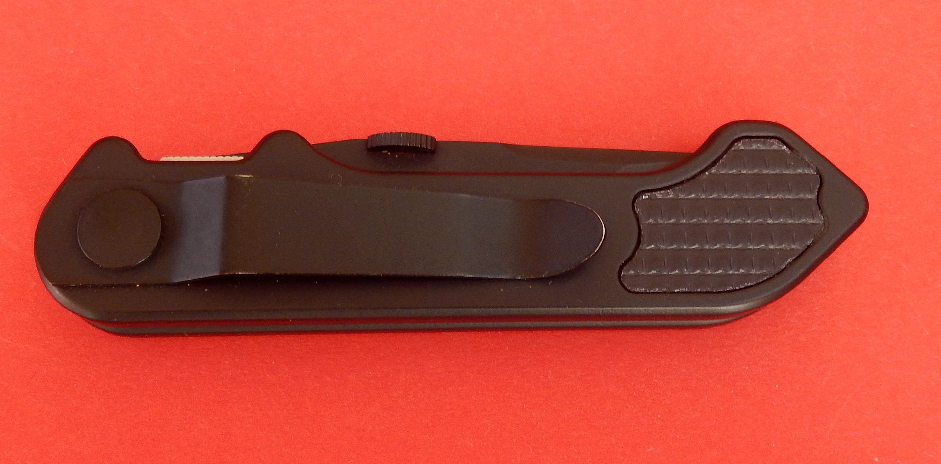 Einhandmesser von Eickhorn Mit seiner Tanto- gezahnte Klinge 7,8 cm aus rostfreiem AISI 440 A Einhandmesser von Eickhorn Mit seiner Tanto- gezahnte Klinge 7,8 cm aus rostfreiem AISI 440 A