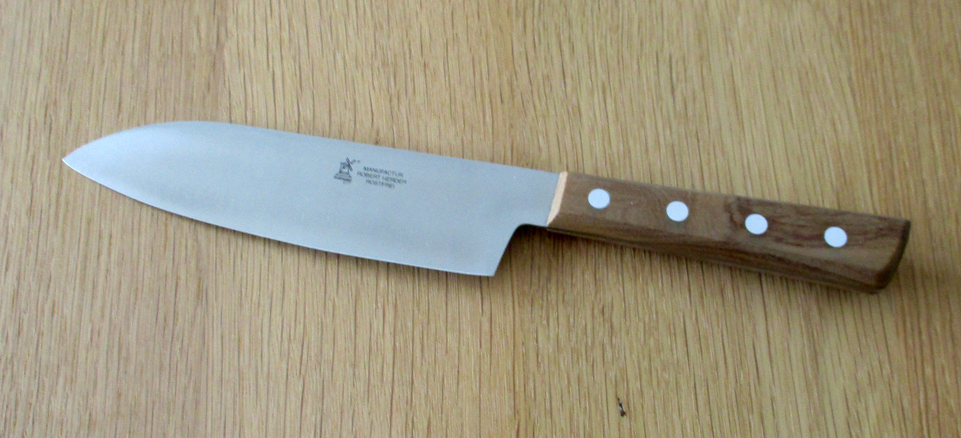 Tafel-Santoku, Olive, blaugepließtet, rostfrei, Klingenlänge: 130mm  von Windmühlen aus Solingen