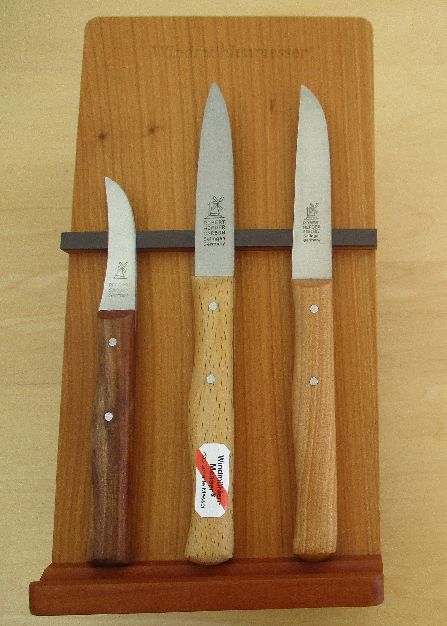 Magnet MesserBrett aus Kirschholz Leer von Windmühlenmesser bei ISS Aufbewahrungsort für bis zu  4