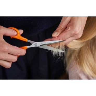 Fiskars Haarschere aus rostfreiem Edelstahl – 1 Schere, Länge: 17 cm