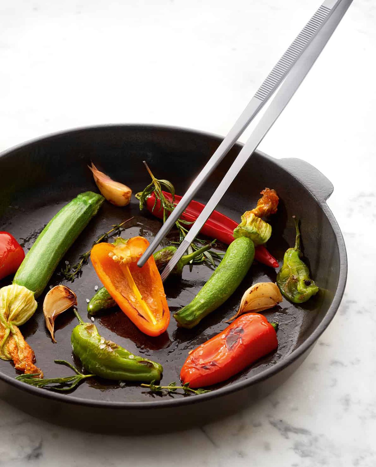 triangle® KOCH- UND GRILLPINZETTE MIT SILIKONSPITZEN 35 cm bei ISS